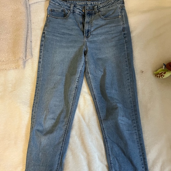 American Eagle Jeans - Picture 1 of 3
